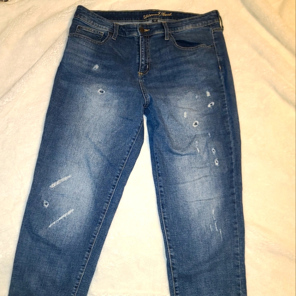 Universal Thread Distressed Skinny Jeans 14